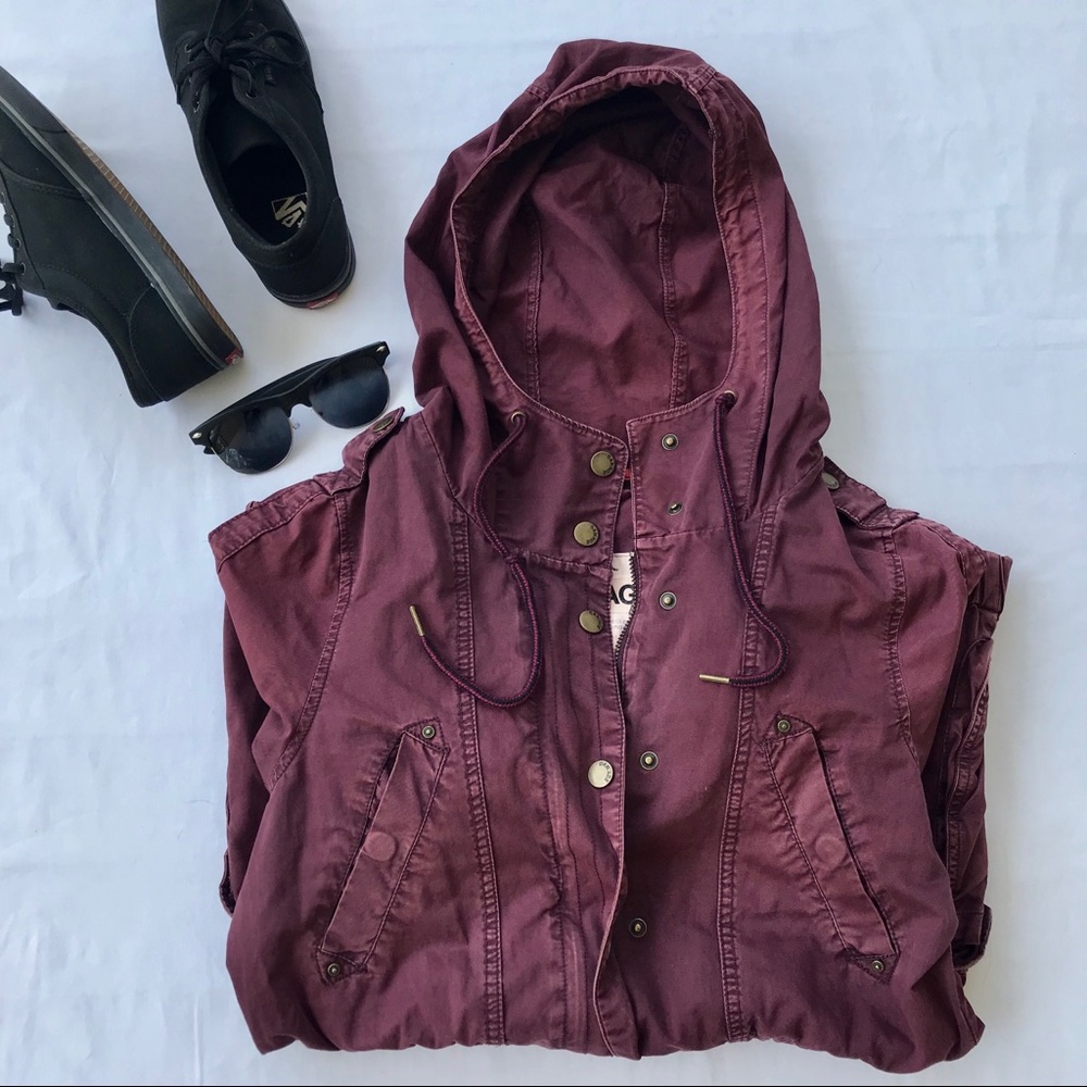 ❌❌SOLD❌❌Parka by Garage